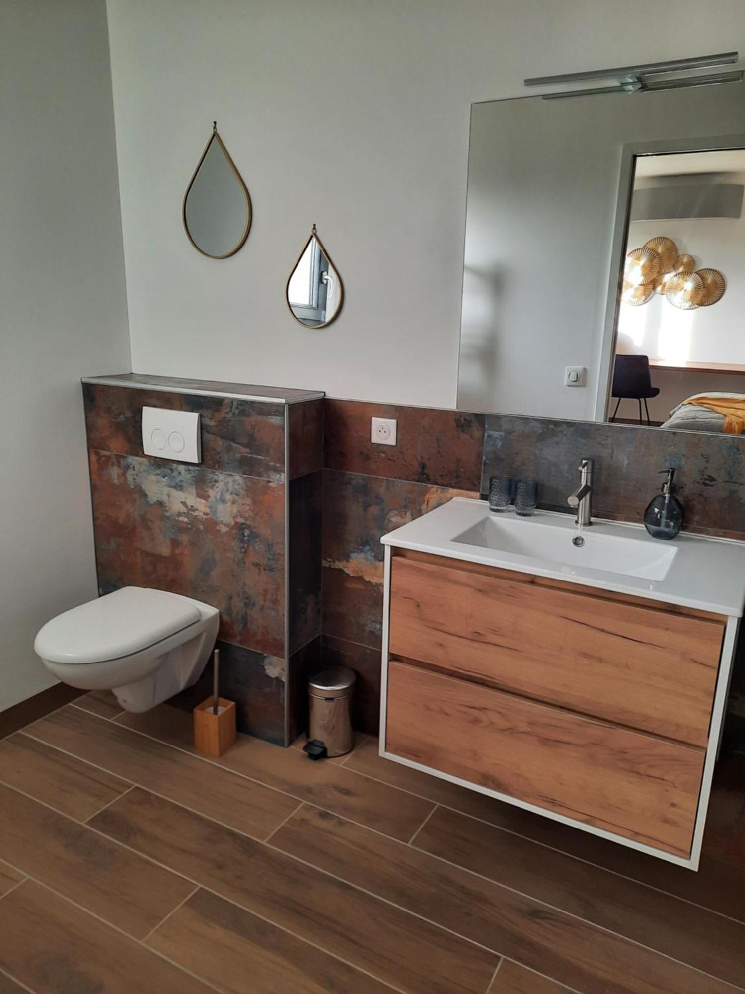 Petit Coin De Paradis, Calme Et Confort Garantie ! Chambre Independante Dans Une Dependance ! Montauban Luaran gambar