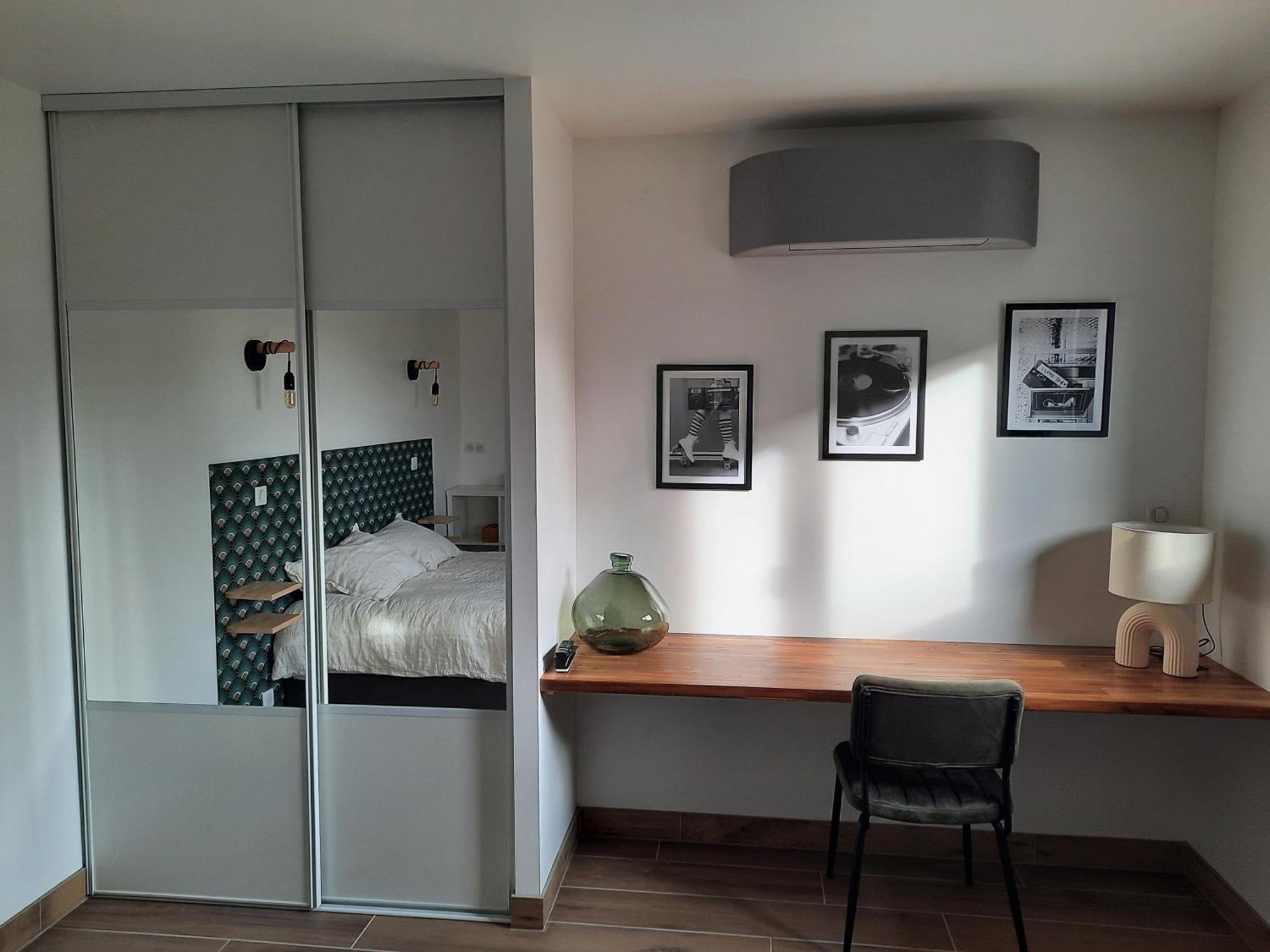 Petit Coin De Paradis, Calme Et Confort Garantie ! Chambre Independante Dans Une Dependance ! Montauban Luaran gambar